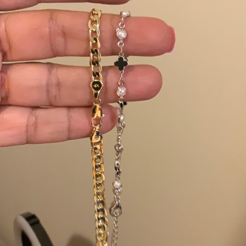 SET OF SNNKLE BRACELETS IN 14K GOLD PLATED